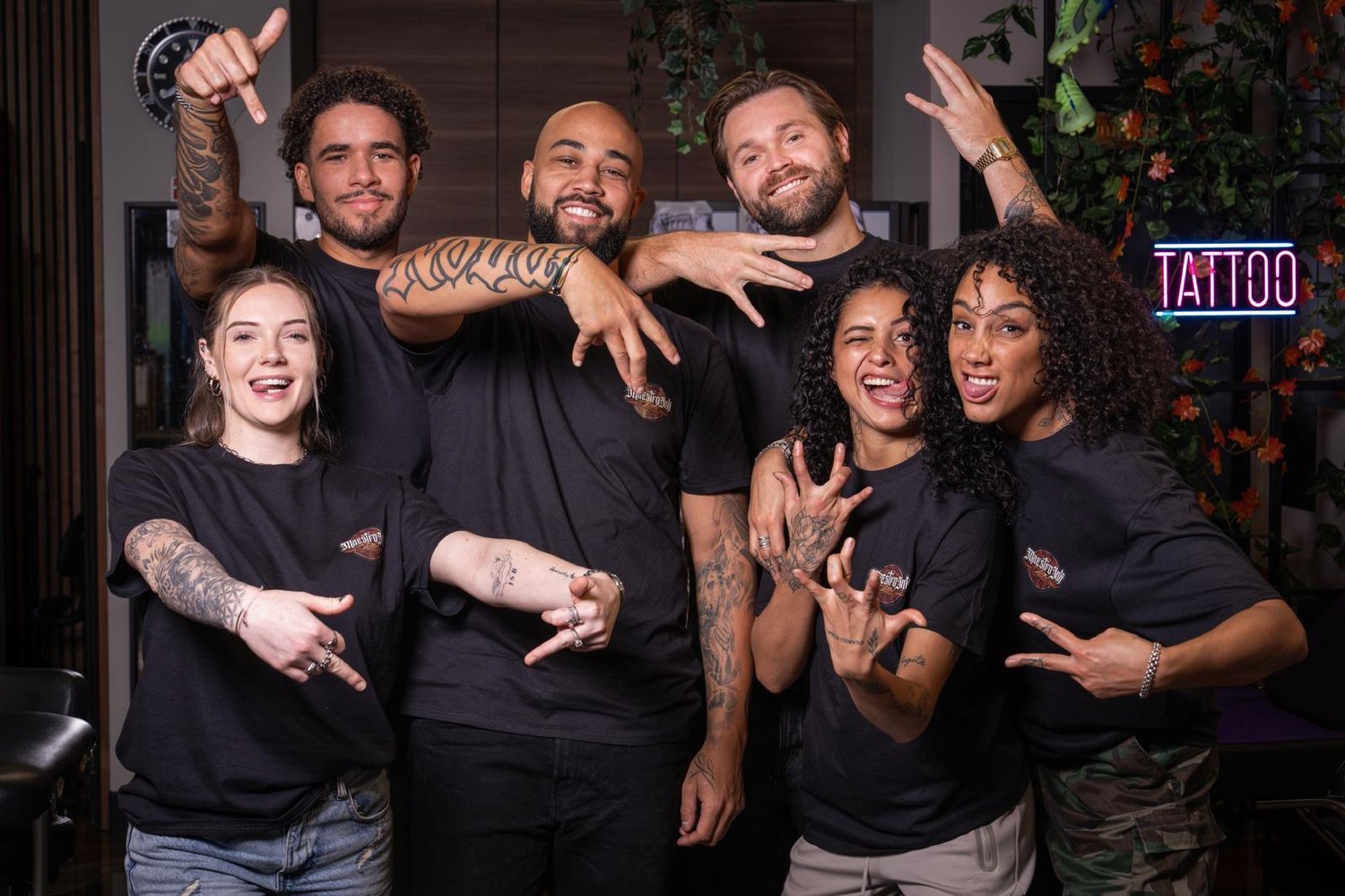 Het team van Maestro Ink in de studio in Almere